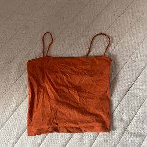 topp - Festtopp för endast 70kr och då ingår frakt❤️