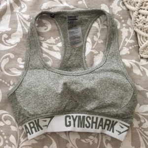 Gymshark top - Gymshark Flex sport-bh storlek s, sparsamt använd, köpte står för frakt! Nypris 450kr