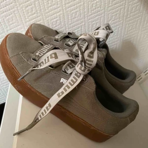  - Puma skor i storlek 38. Använda Max 5 ggr