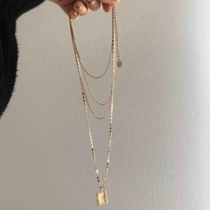  - Super fint halsband från ur och Penn. Snålt använt Priset kan diskuteras vid snabb affär, endast swish betalning.