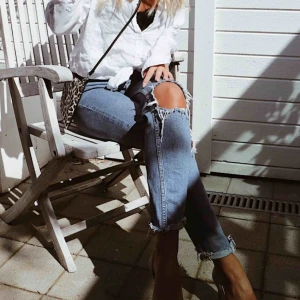  - Jeans från ginatricot. Frakt tillkommer :) 