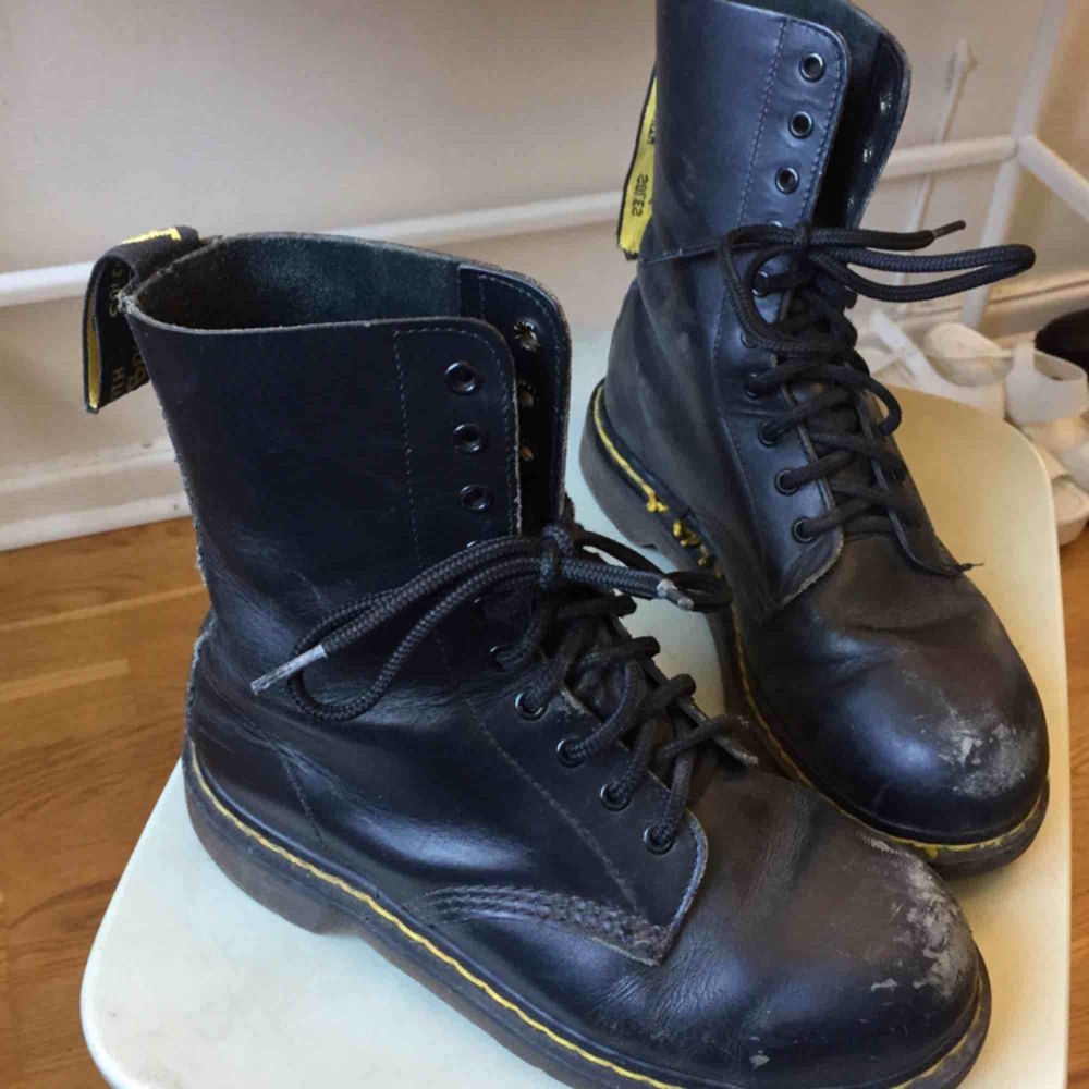 dr martens 90