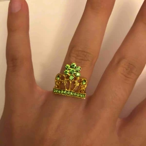  - Supersöt unik ring, justerbar!👑 frakt ingår i priset 