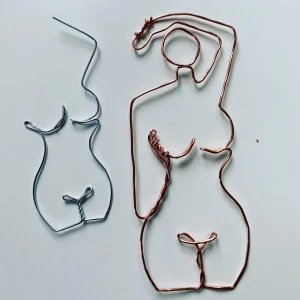 Beauty art  - Shell necklace, shell ring and woman body necklace and earrings 