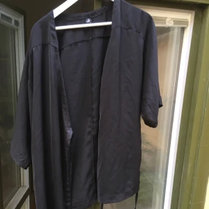  - Kimono från Cheap monday storlek xs 