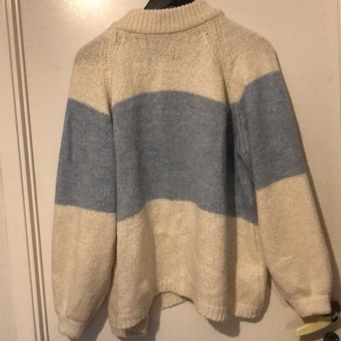 Stickad multifärgad tröja - 90