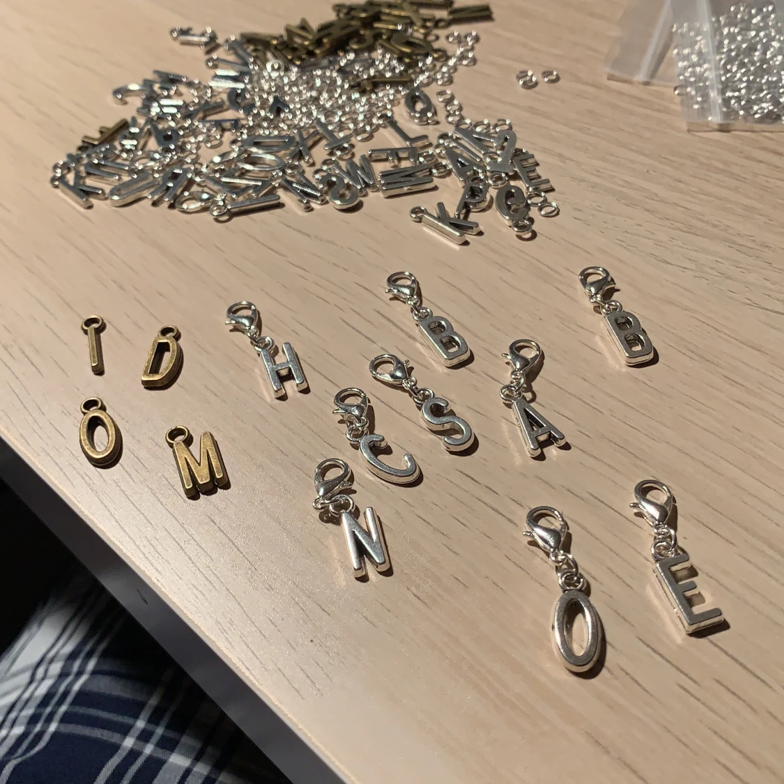 Bokstavs berlocker 39kr