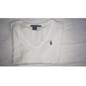  - Långärmad Ralph Lauren tröja! Nästan aldrig använd