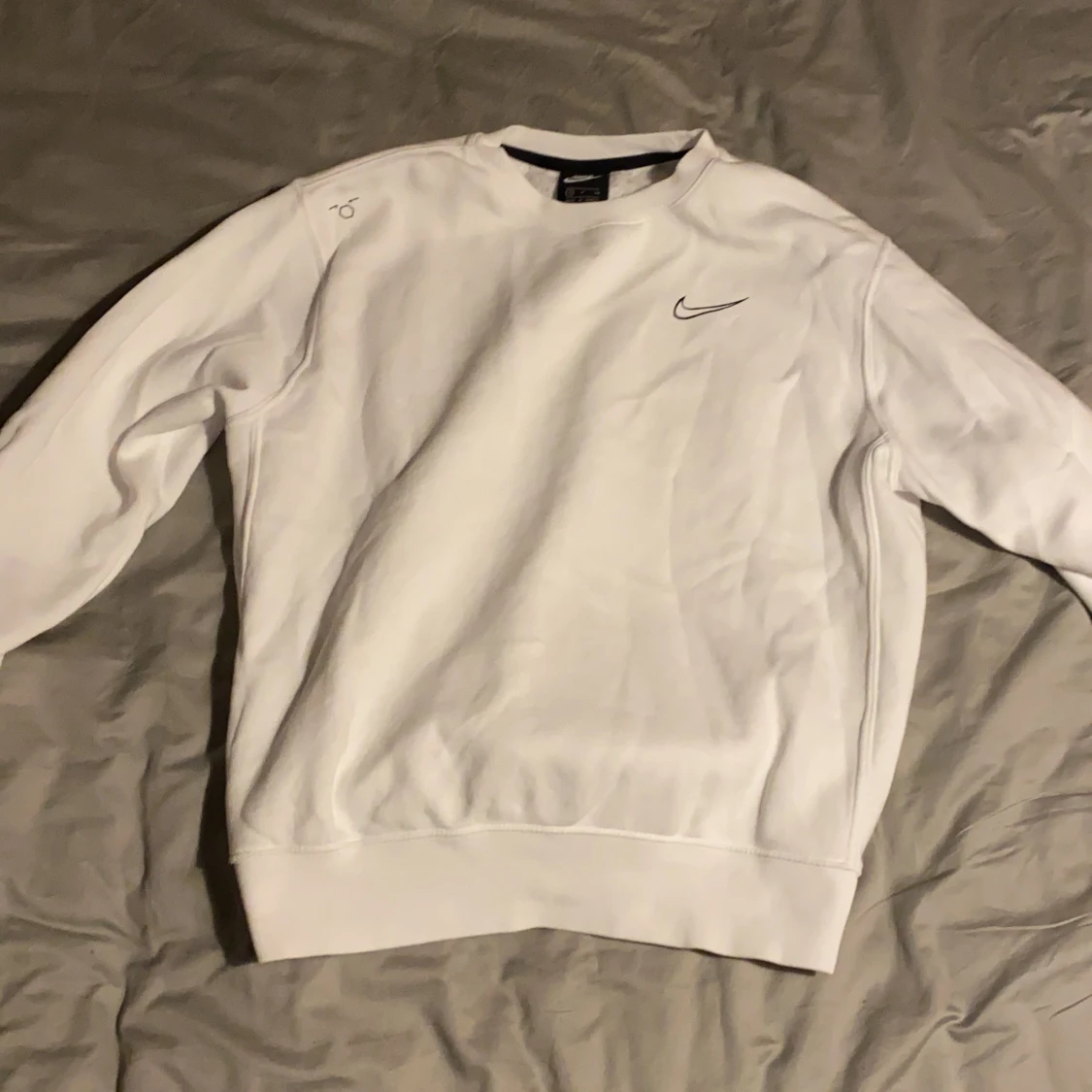 Nike sweater