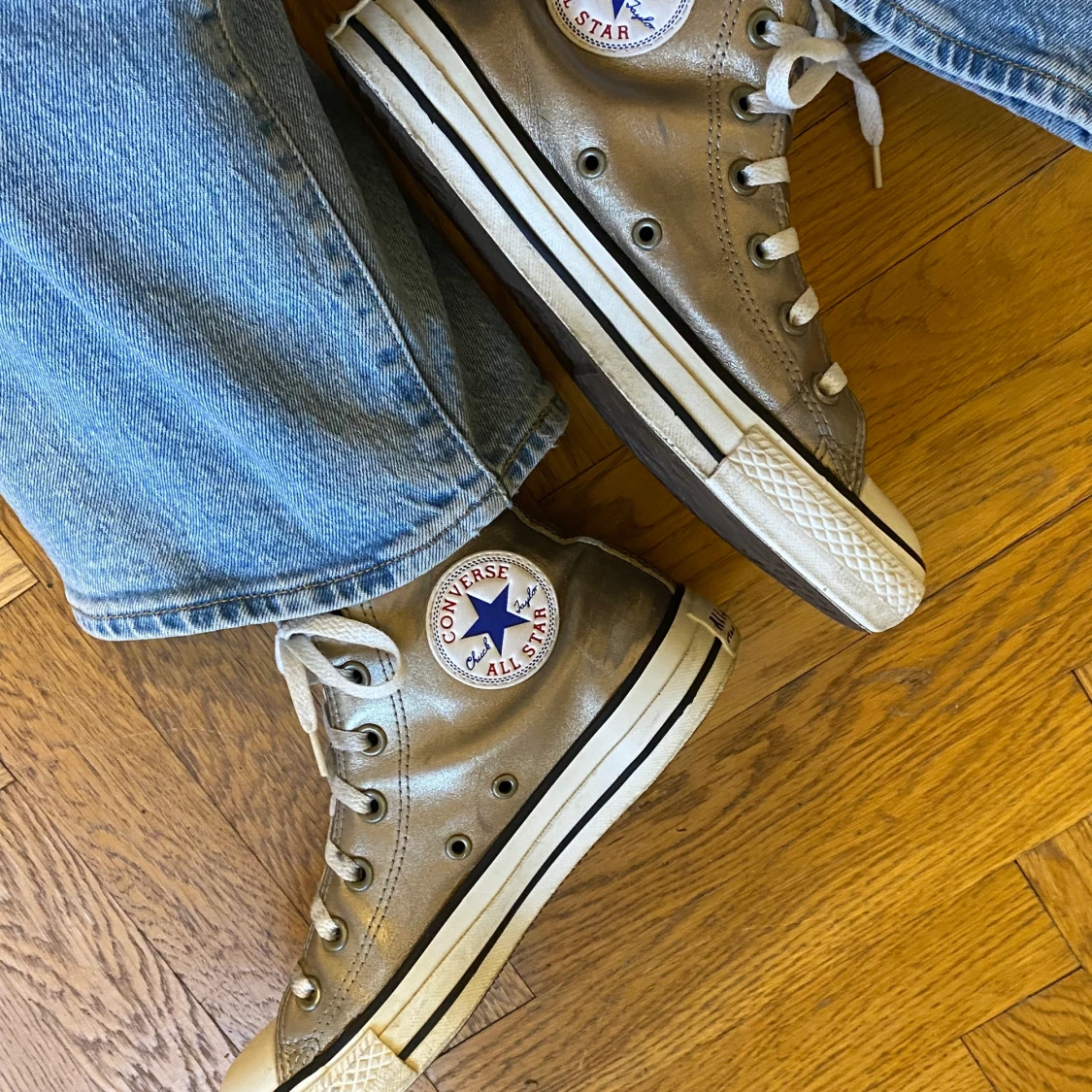 Guldiga high top converse