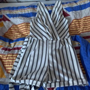  - Playsuit
