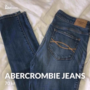 Lågmidjade jeans - 📦köparen står för frakt💕