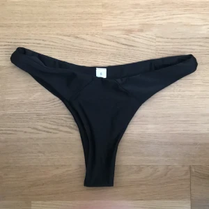 Superfina bikinitrosor  - Har ett par lika dana så dessa kommer inte till användning 