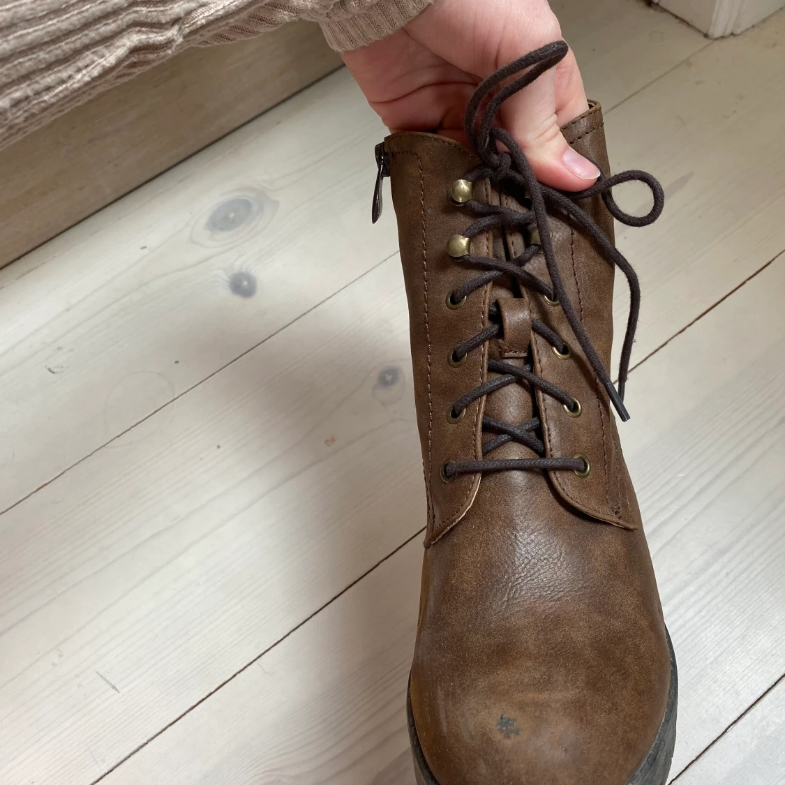 Känga med klack - 90