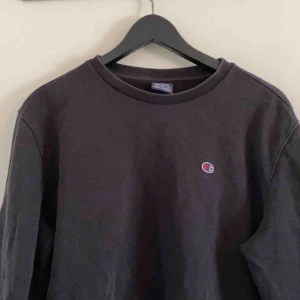  - Champion sweatshirt i str M 