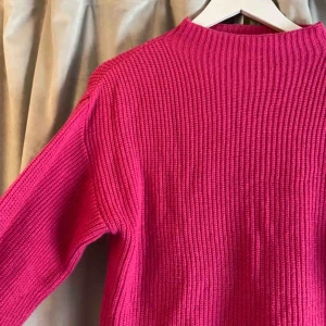  - Rosa stickad tröja!