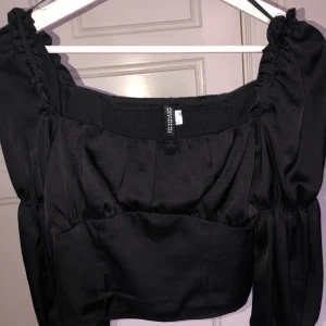 Söt topp från Hm - Topp från HM i strl 36