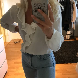 Hur snygg blus?! - En perfekt blus i Xs-M