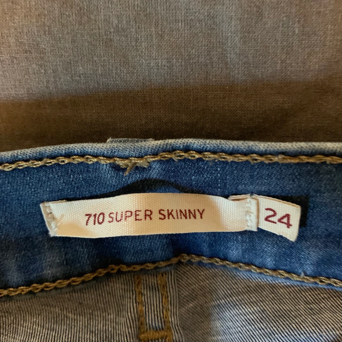 Blåa Levis jeans  - 90