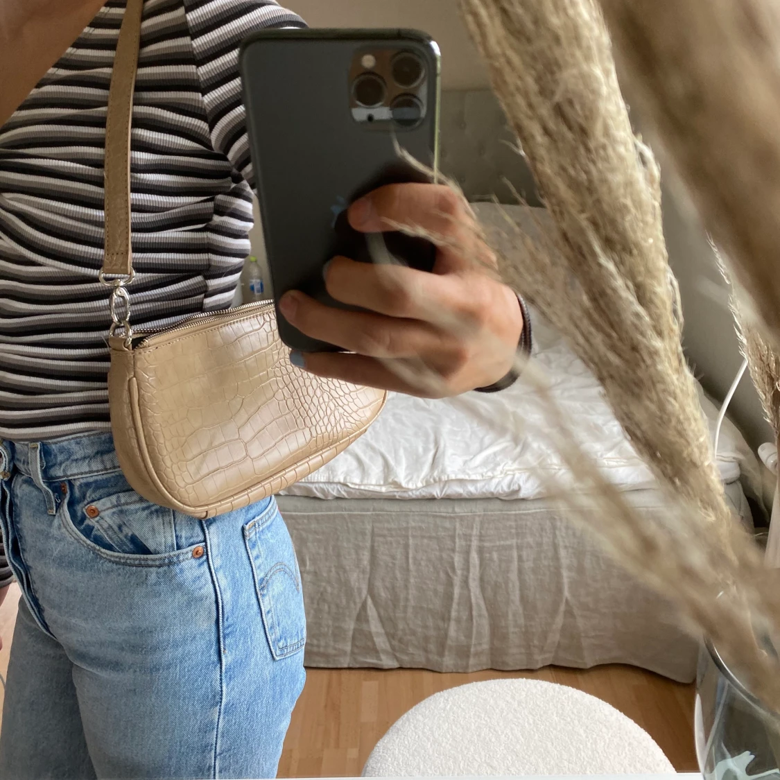 Beige väska från asos