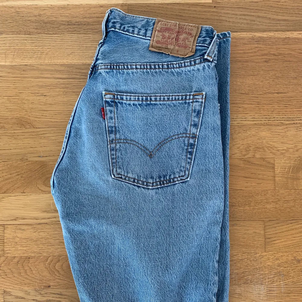 Levi’s jeans 501 32/32. Jeans & Byxor.