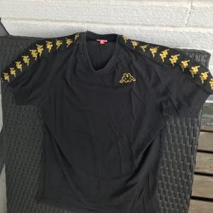 Kappa T-shirt strl S  - Fin kappa t-shirt i bra skick