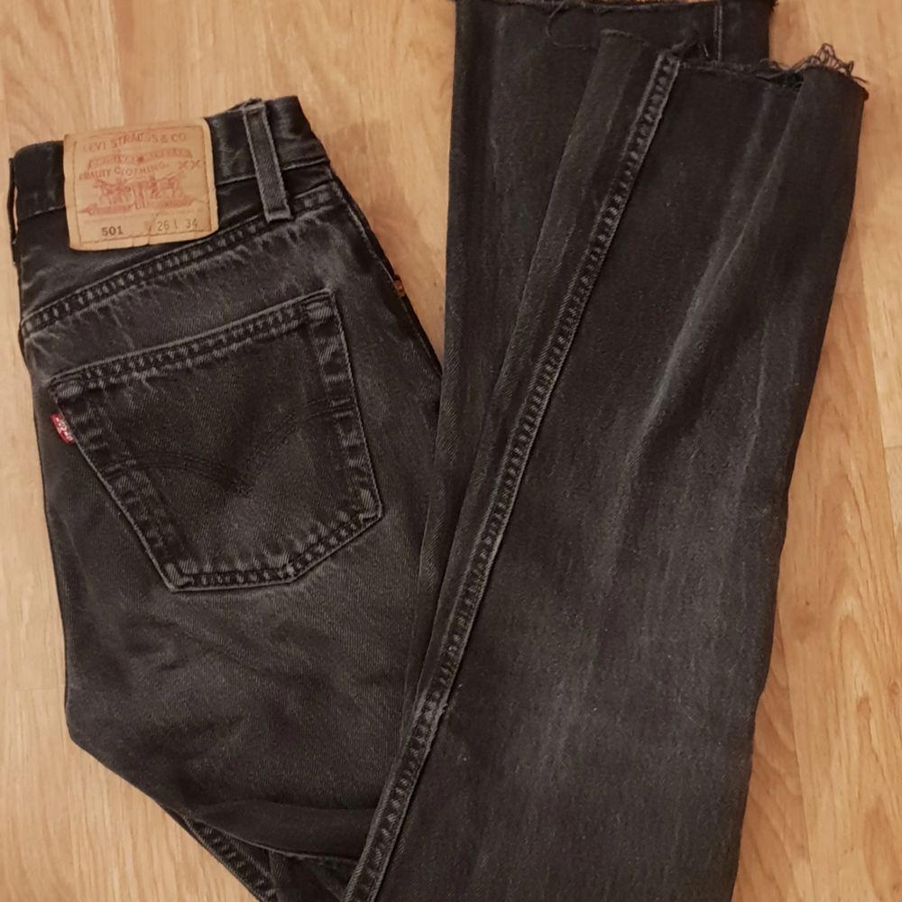 Levis jeans, köparen står för frakt . Jeans & Byxor.