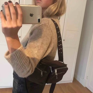  - Väska från märket NOELLA, mycket fint skick. Sparsamt använd💕