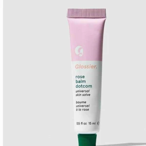  - Nästan helt oanvänd glossier rosé lipbalm, orginal pris 120 säljer för 55👄👄