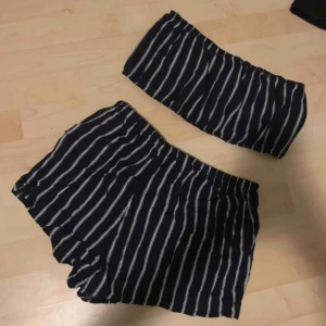  - Gulligt sett från Zaful, aldrig använt pga fel storlek. Står ingen storlek men gissar på att det passar någon i S/M