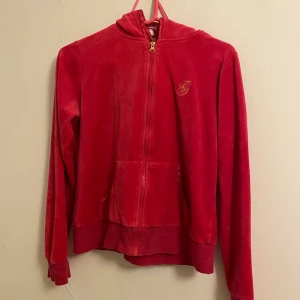 Kofta - Frakt: 66kr, hör av dig för intresse eller eventuella frågor💞💞