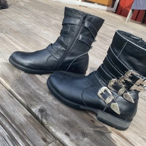 Björn borg - Fina Björn Borg skor i jätte fint skick