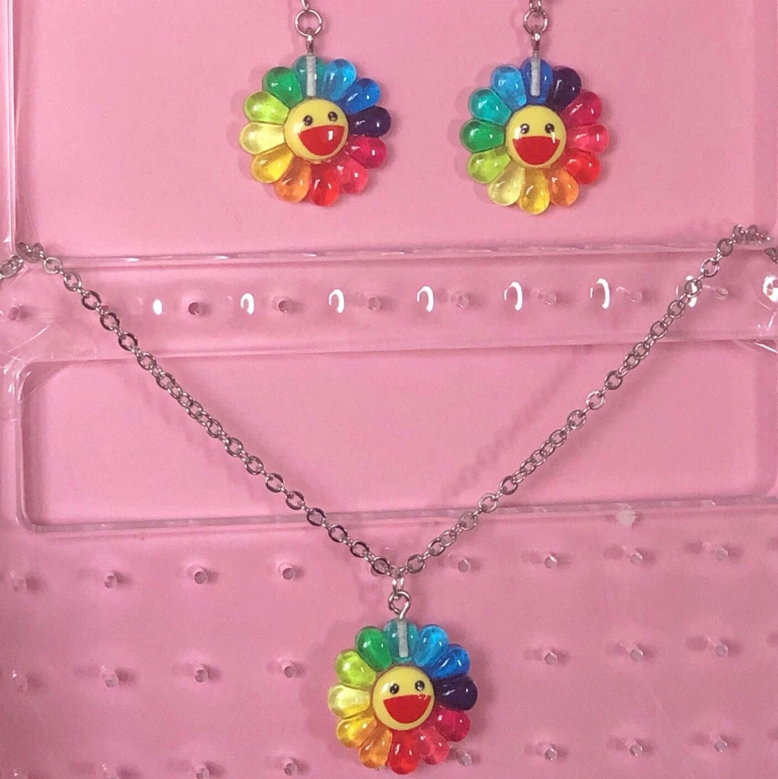 Örhängen och halsband