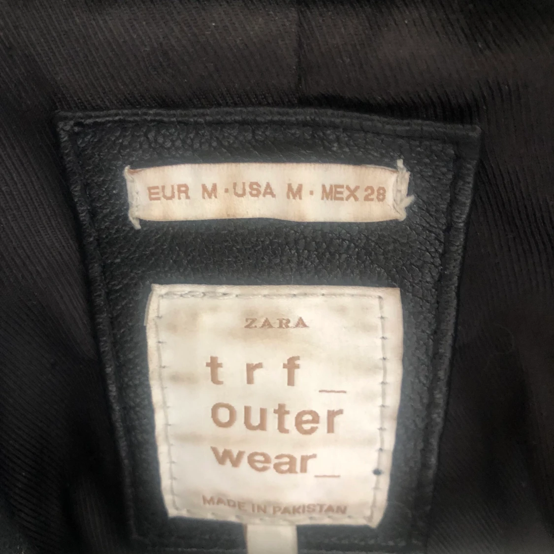 Fejk skinnjacka från Zara  - 91