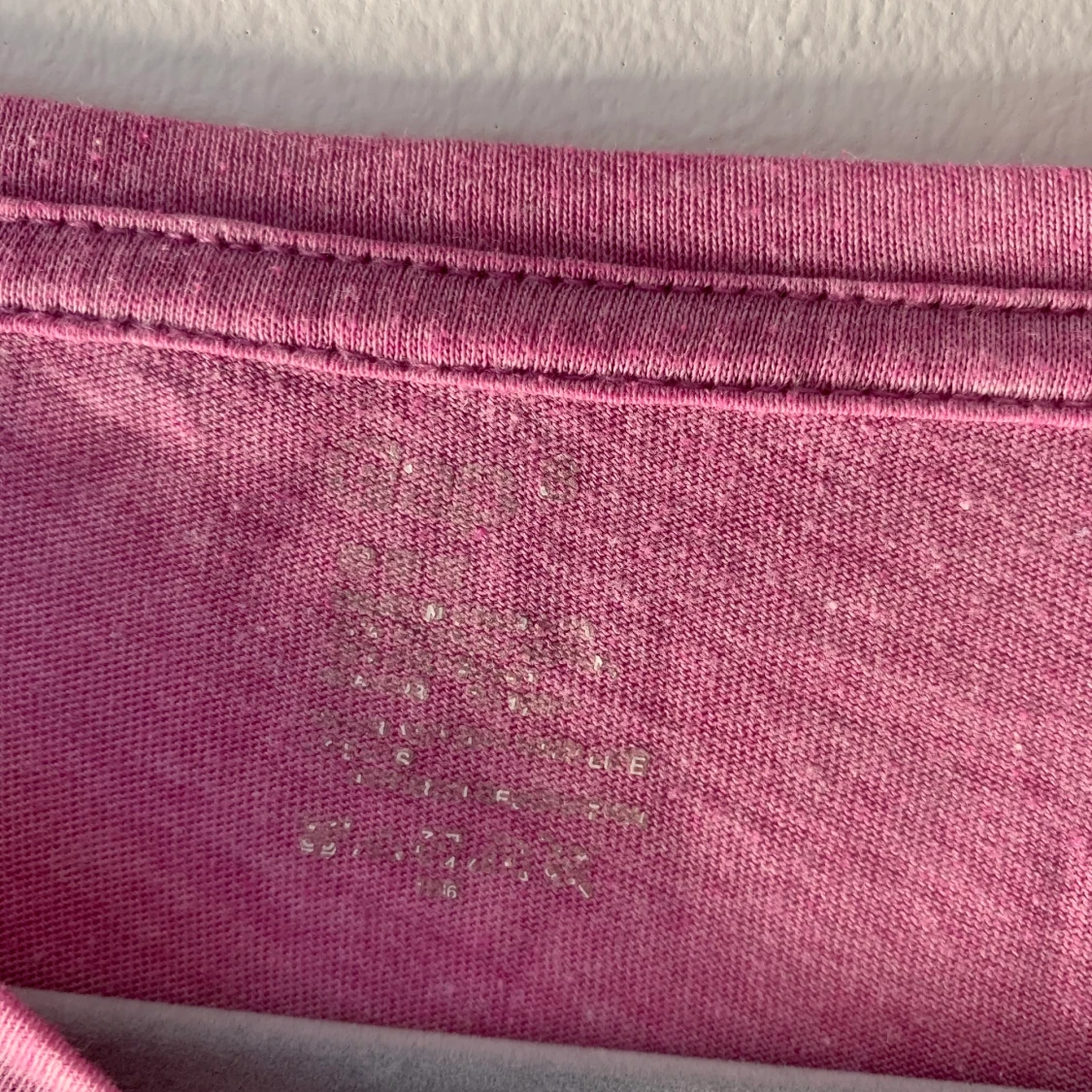 En lila gap t-shirt strl S - 91