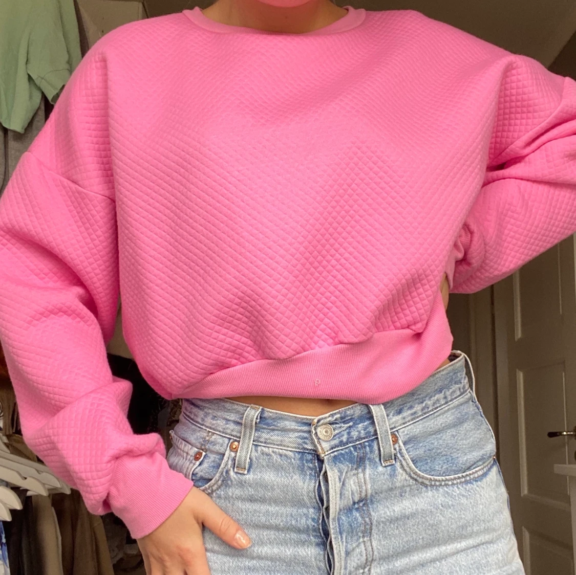 Rosa croppad sweatshirt