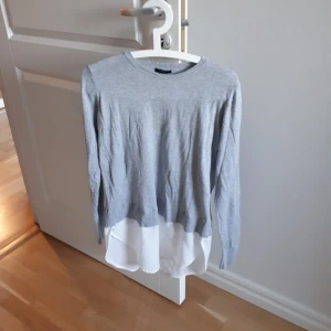 - Tröja/blus från Lindex. I fint skick. 