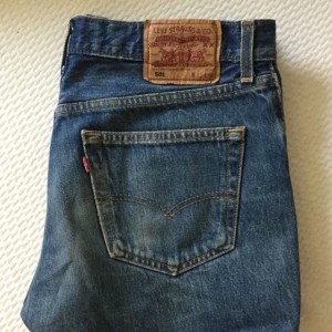  - Levi’s shorts stl 32/32, jättefint skick! ✨