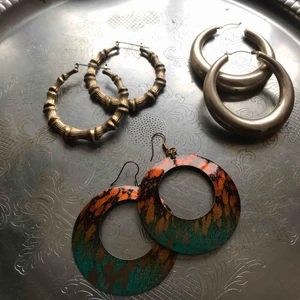  -  Vintage jewel. Olika örhängen.  3 par tillsammans 