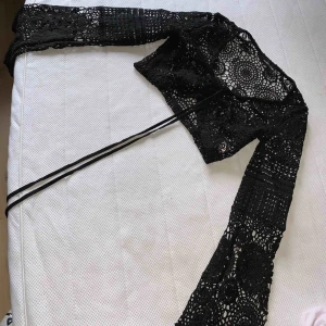  - från pretty little thing 