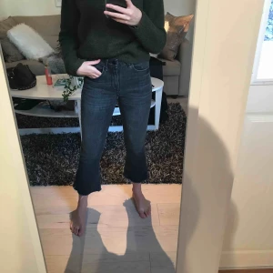  - Snygga lite kortare jeans från abercrombie & fitch, aldrig använda! 