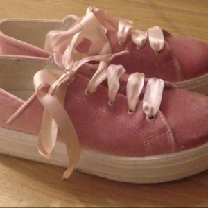  - Säljer endast till den som kan mötas upp i Helsingborg, postar inte.