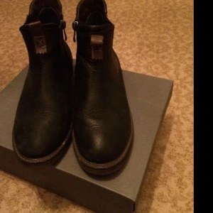 Skinnskor från Svea. Fint skick!  - Skinnskor från Svea. Fint skick! 