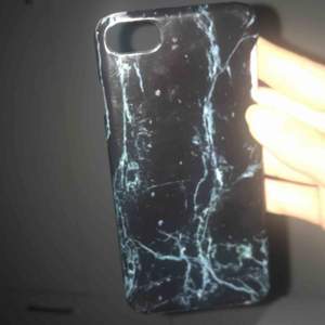 Marmor skal till iPhone 7, använt några gånger 