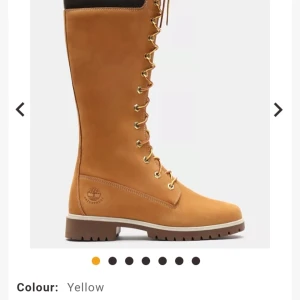Timberlands Långa storlek 39 - Säljer mina timberlands vinterskor som enbart är använda 2 gånger sedan inköp då dem ej passar mig bra. Som nya, kan mötas upp var som i skåne :) nypris 2100kr