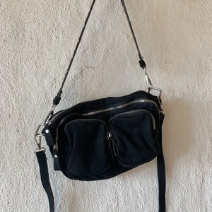 Gina tricot Connie bag - Connie bag från gina tricot, knappt använd. Frakt tillkommer 