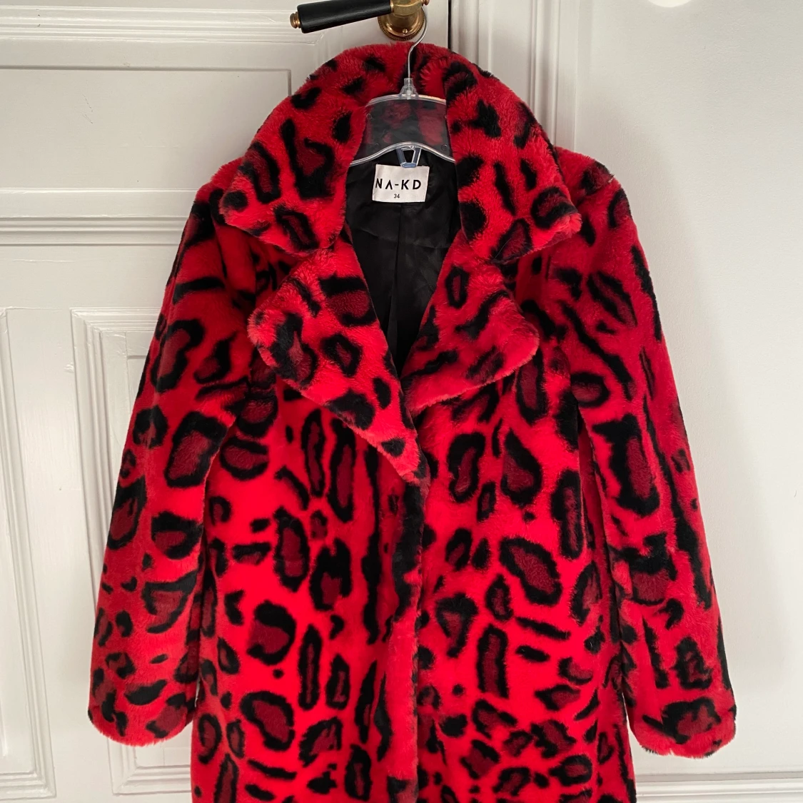 Jacka i fuskpäls från NA-KD