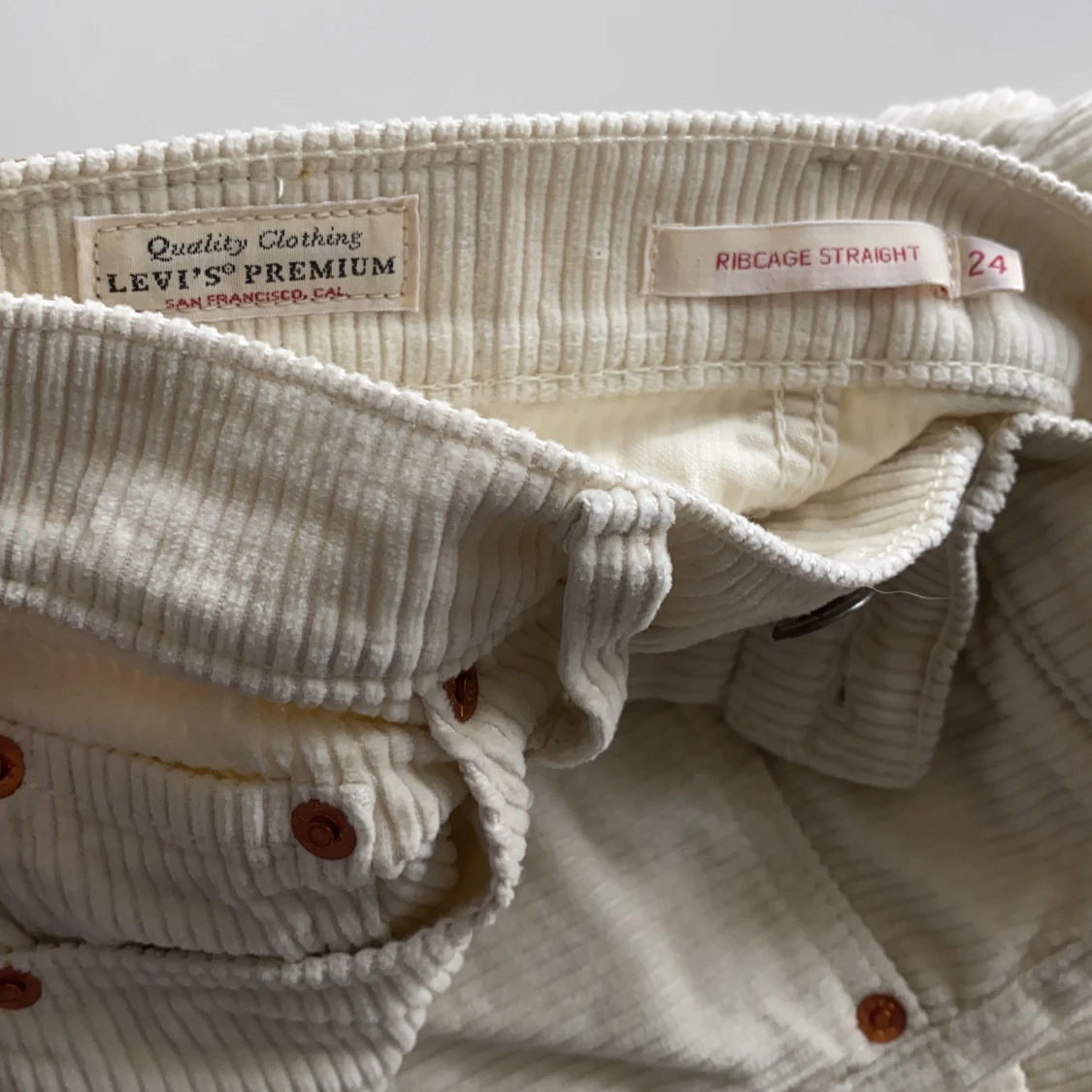 Levi’s Ribcage Straight Ankle  - 91