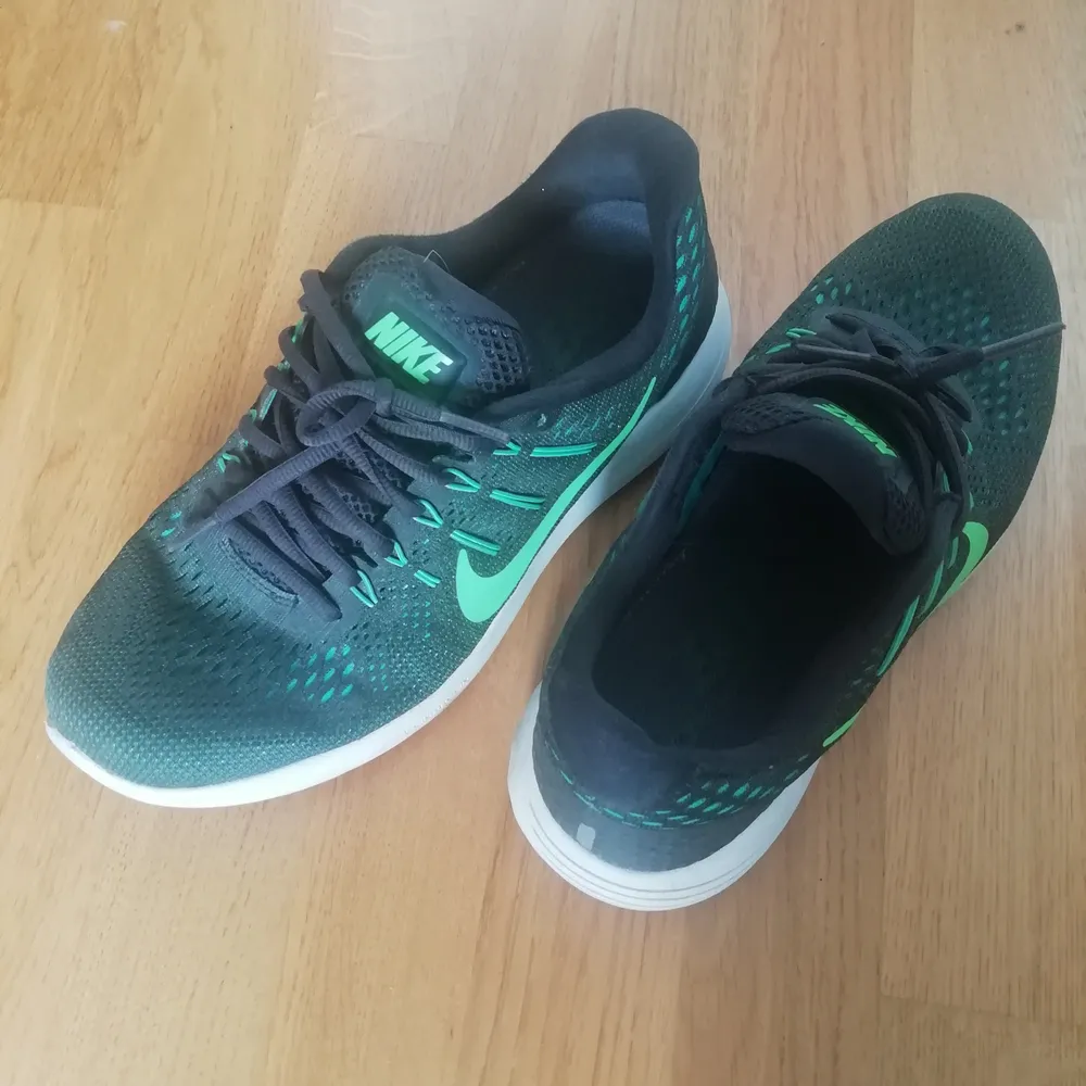 Nike-skor Lunarglide 8 i väldigt fint skick! Knappt använda! Kan skickas eller avhämtas i Malmö! . Skor.