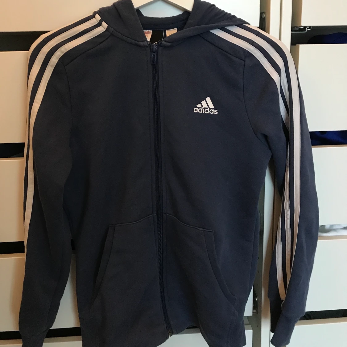 Adidas tjocktröja - 90